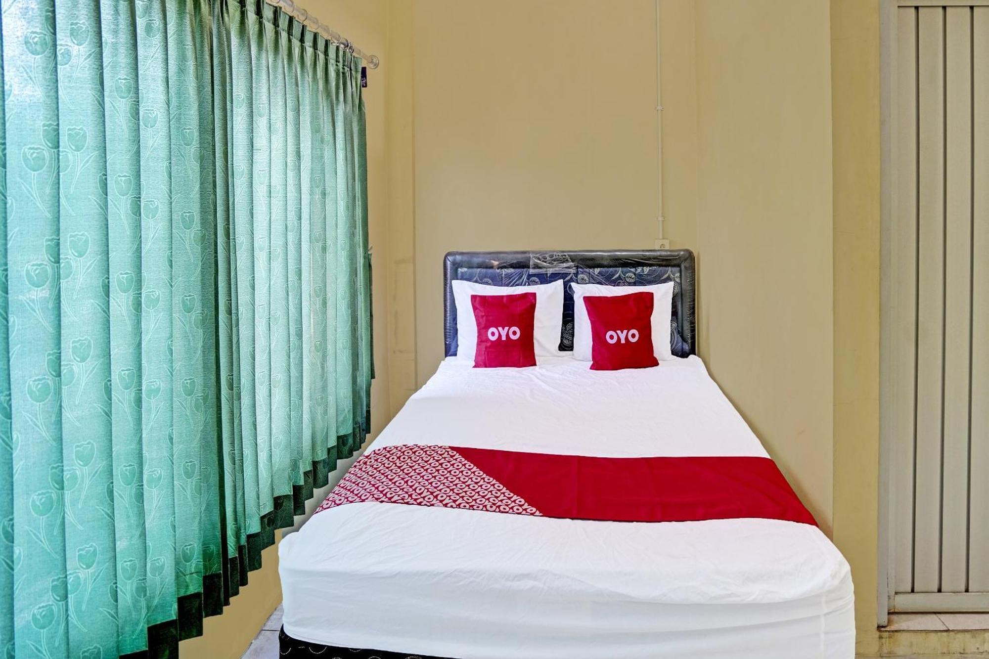 Oyo 91572 Kost Esklusif Barokah Hotel Pasuruan Luaran gambar