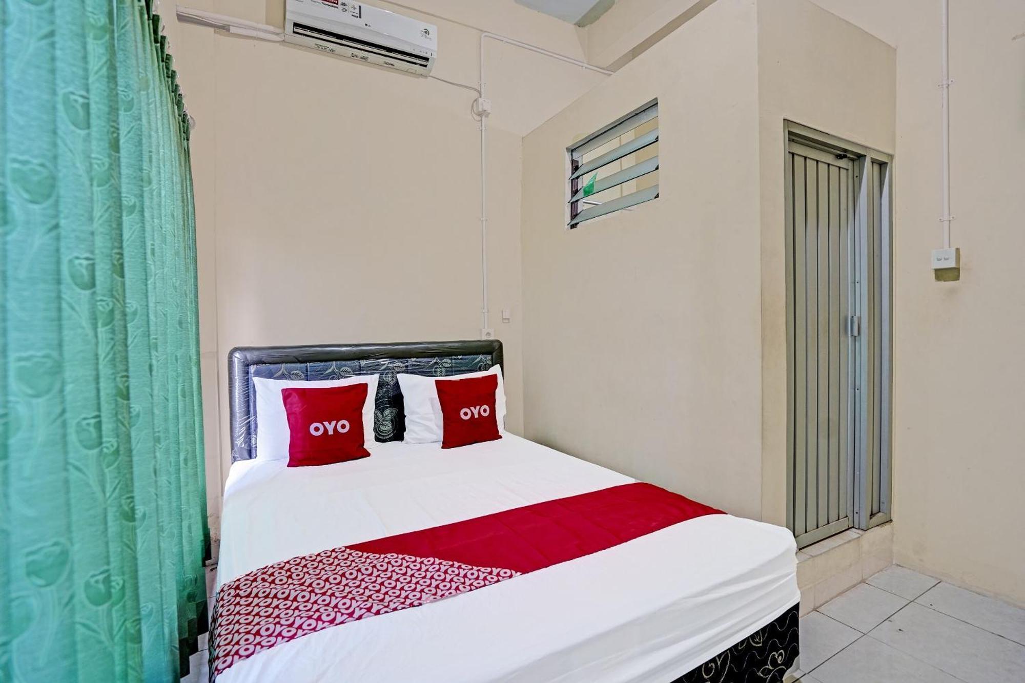 Oyo 91572 Kost Esklusif Barokah Hotel Pasuruan Luaran gambar