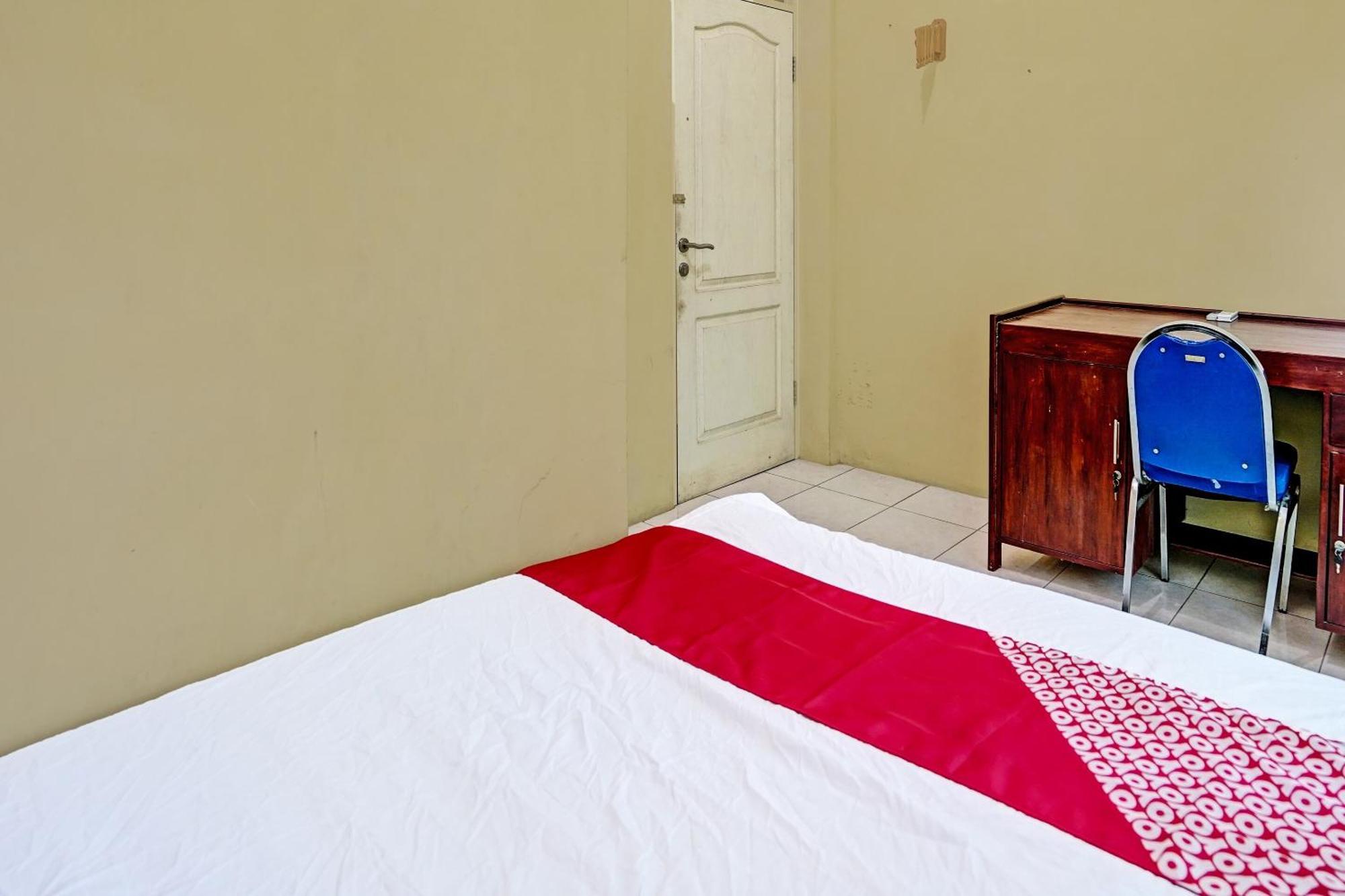 Oyo 91572 Kost Esklusif Barokah Hotel Pasuruan Luaran gambar